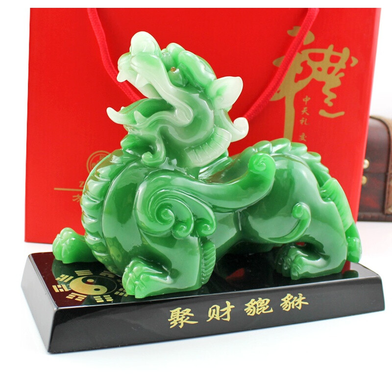 鎮(zhèn)宅納福，招財(cái)引貴 仿玉貔貅擺件，家居風(fēng)水的點(diǎn)睛之筆